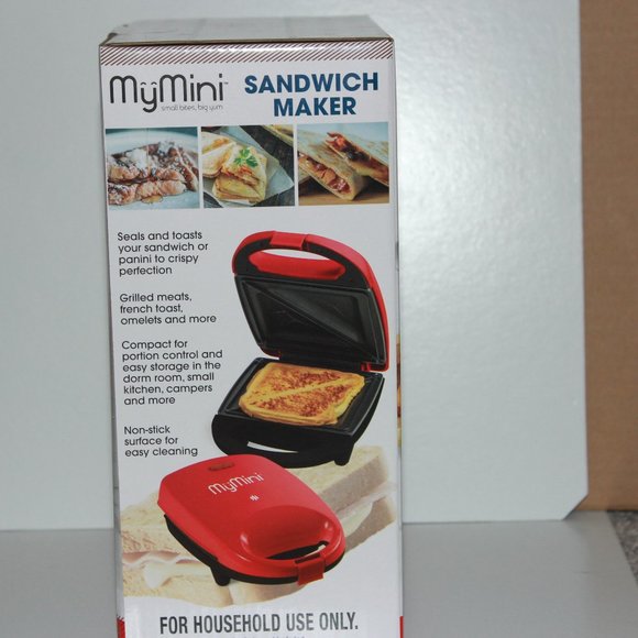 Nostalgia My Mini Sandwich Maker - Picture 2 of 2